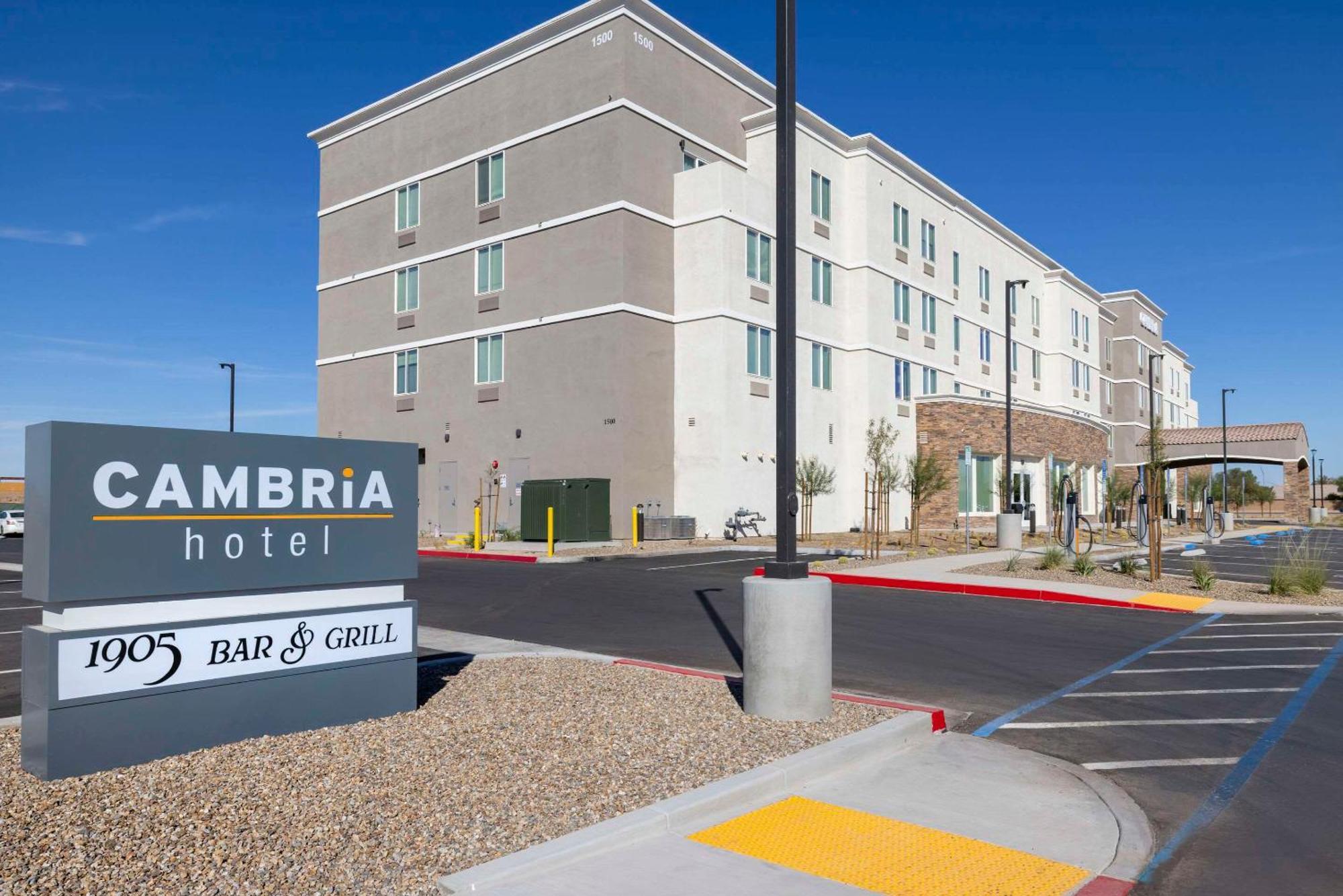 Cambria Hotel El Centro - Imperial Dış mekan fotoğraf